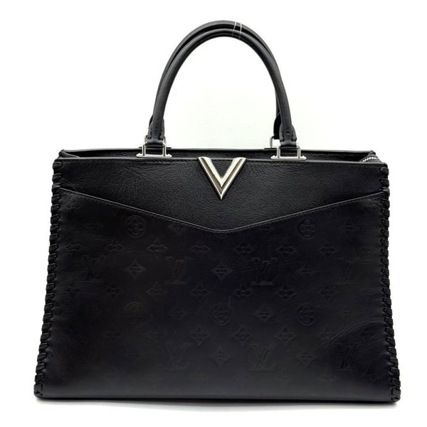 Closeup photo of Louis Vuitton LV Monogram Very Zip Hangbag Lock & Key Black $3500 Retail