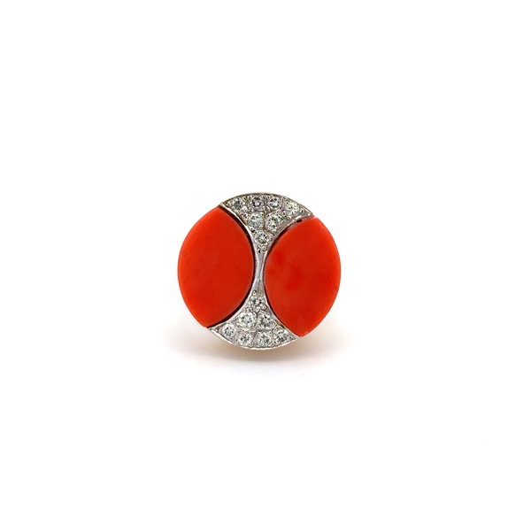 Closeup photo of 14K YG Modern Coral Slice & .30tcw RBC Diamond Ring 12.1g, s7.5