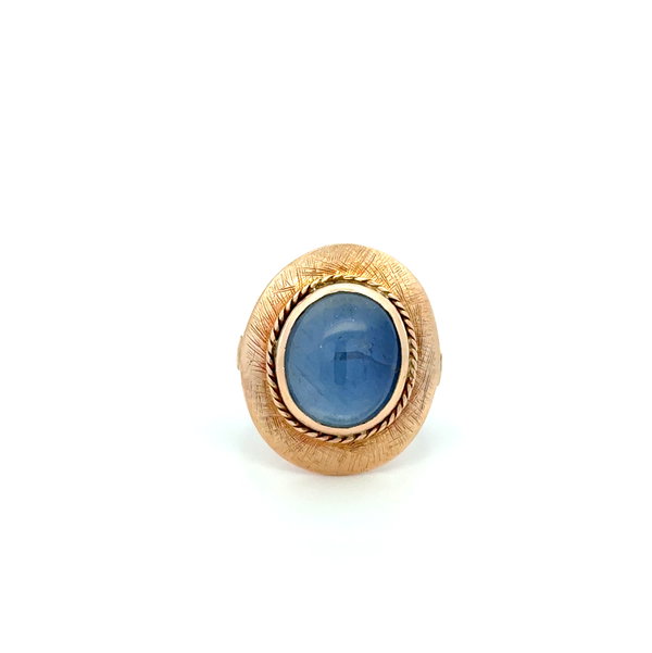 Closeup photo of 12K YG 1960's 9ct Star Sapphire Rope Bezel Ring 7.3g, s7
