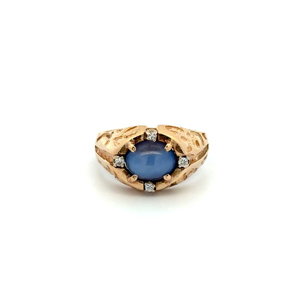 Closeup photo of 14K YG Vintage Lindy Star Sapphire & .06tcw Diamond Ring 6.5g, s8.25