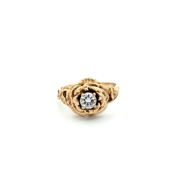 Closeup photo of 14K YG 1960's .45ct RBC Diamond Flower Petal Solitaire Ring 4.8g, s7