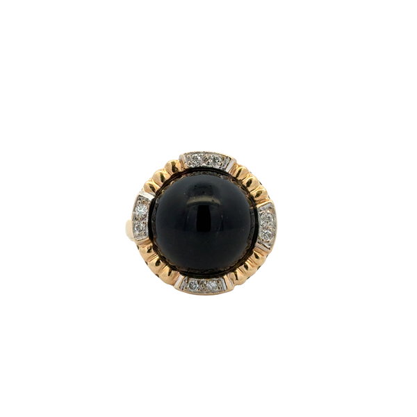 Closeup photo of 14K YG Cabochon Onyx & .20tcw RBC Diamond Fluted Bezel Ring 8.5g, s9