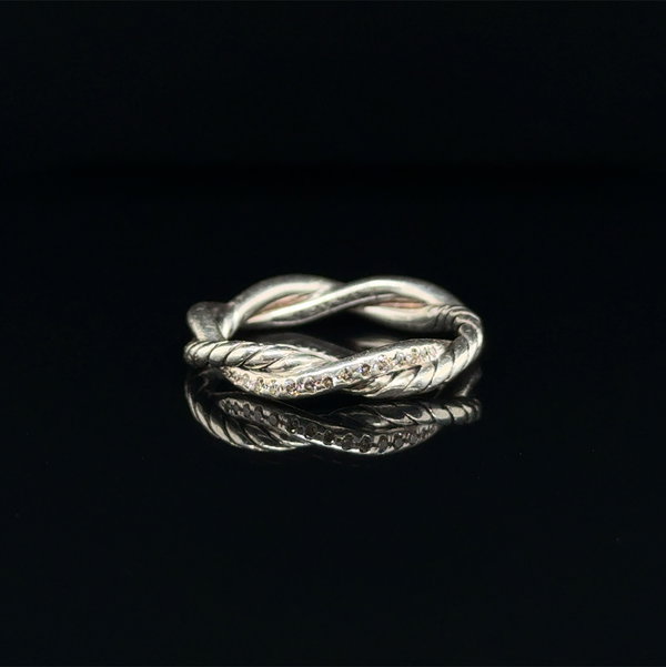 Closeup photo of 925 Sterling DAVID YURMAN Petite Pave Diamond Infinity Ring 3.8g, s7