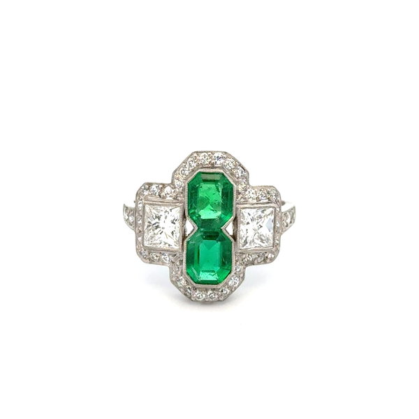 Closeup photo of Platinum 1.10tcw 2 Emerald, 1.15tcw 2 Prin & .51tcw OEC Diamond Ring 5.8g, s6.5