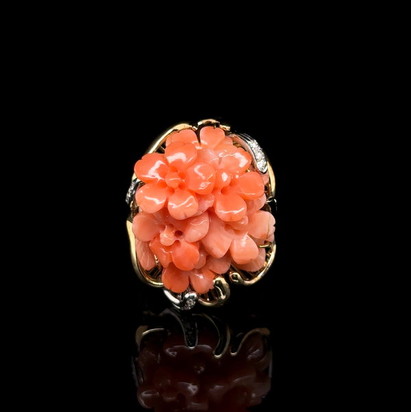 Closeup photo of 18K YG 20ct Floral Carved Coral & .10tcw Diamond Ring 16.9g, s5.5