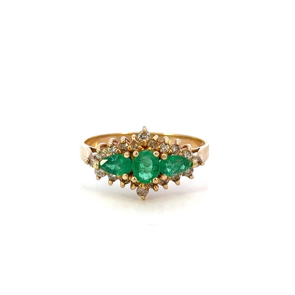Closeup photo of 14K YG .70tcwEmerald & .40tcw Diamond East 3 Stone Ring 2.9g, s8
