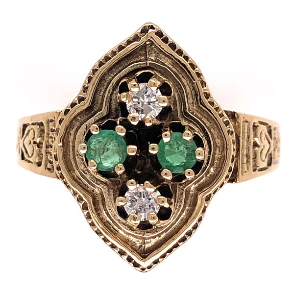 Closeup photo of 14K Yellow Gold Victorian .16tcw Diamonds & .21tcw Emerald Engraved Ring 5.1g, s7.75