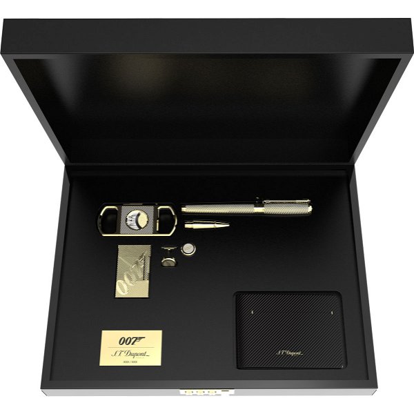 Closeup photo of ST Dupont James Bond 007 Collector Set - Gold - Limited Edition