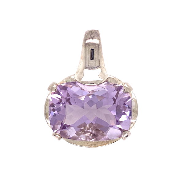 Closeup photo of 925 Sterling 20ct Lilac Amethyst Pendant 8.8g