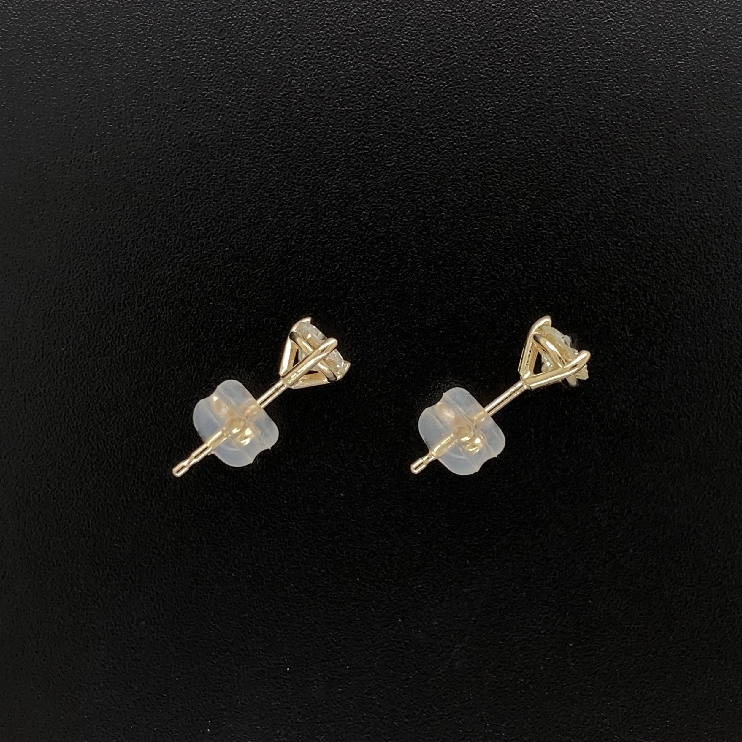 14K YG .60tcw Round Brilliant Diamond Stud Earrings