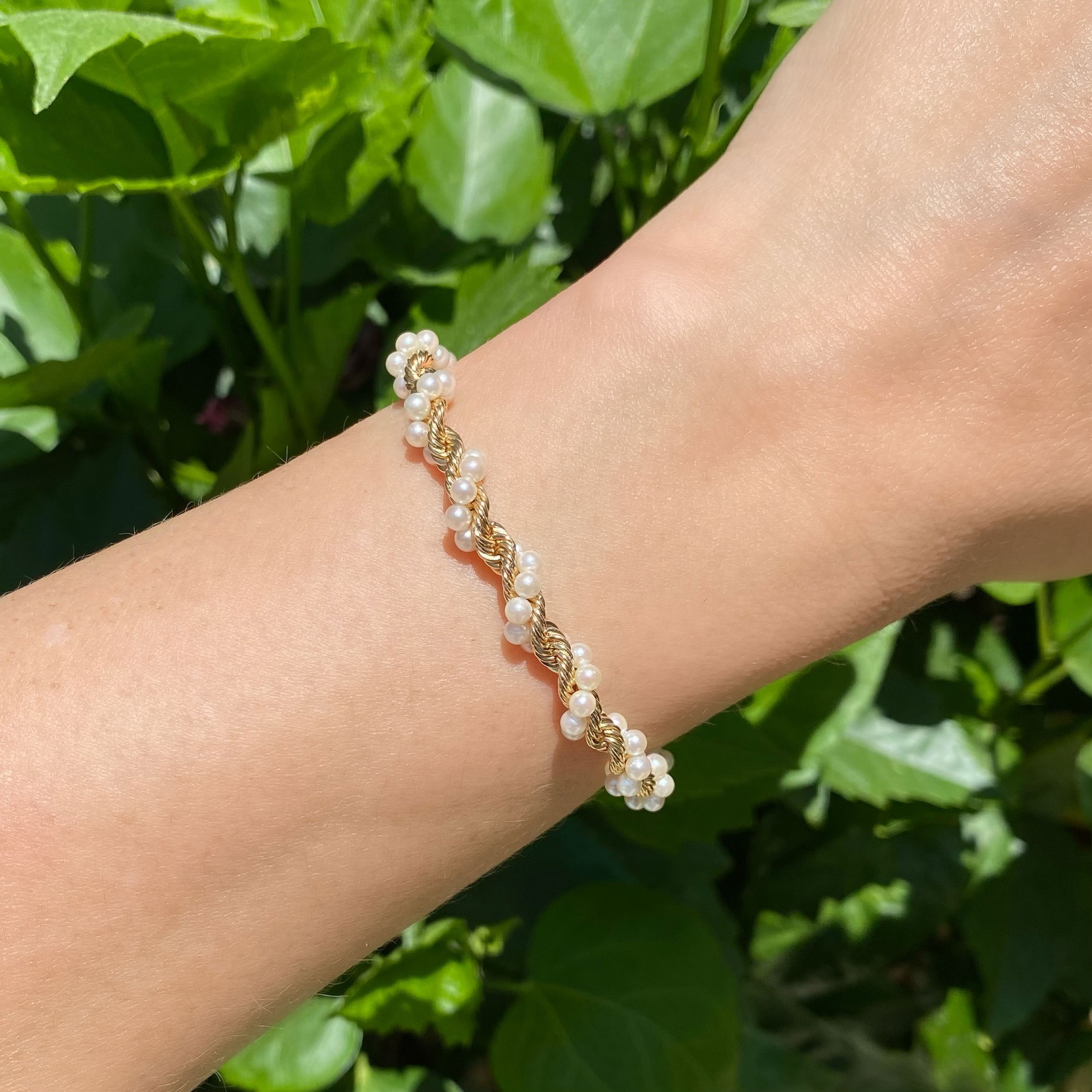 14K YG Rope & 3mm Seed Pearl Bracelet 12.3g, 7"