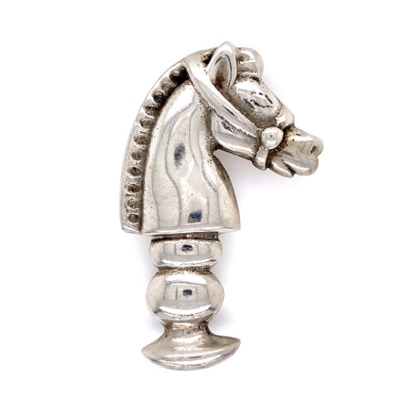 Closeup photo of 925 Sterling Knight Horse Brooch 16.7g, 2.2"