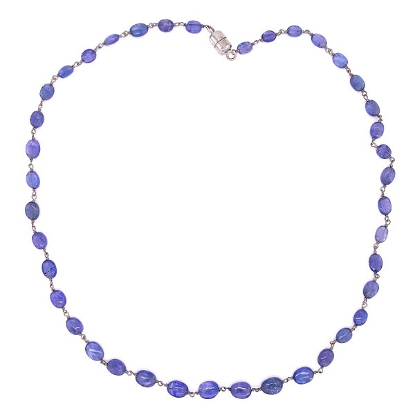 Closeup photo of 925 Sterling 35tcw Tanzanite Bead Necklace 18" Magentic Clasp PULL SIDEWAYS