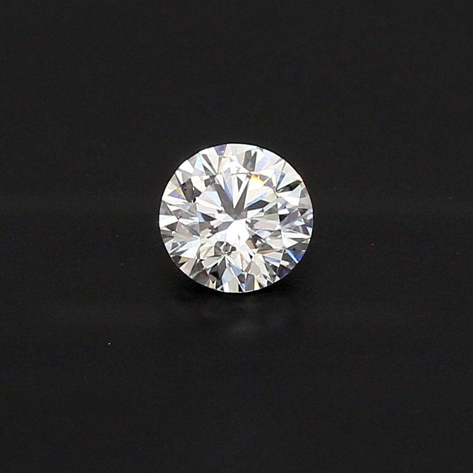 0.37ct Round Brilliant Cut Diamond, VVS1-E