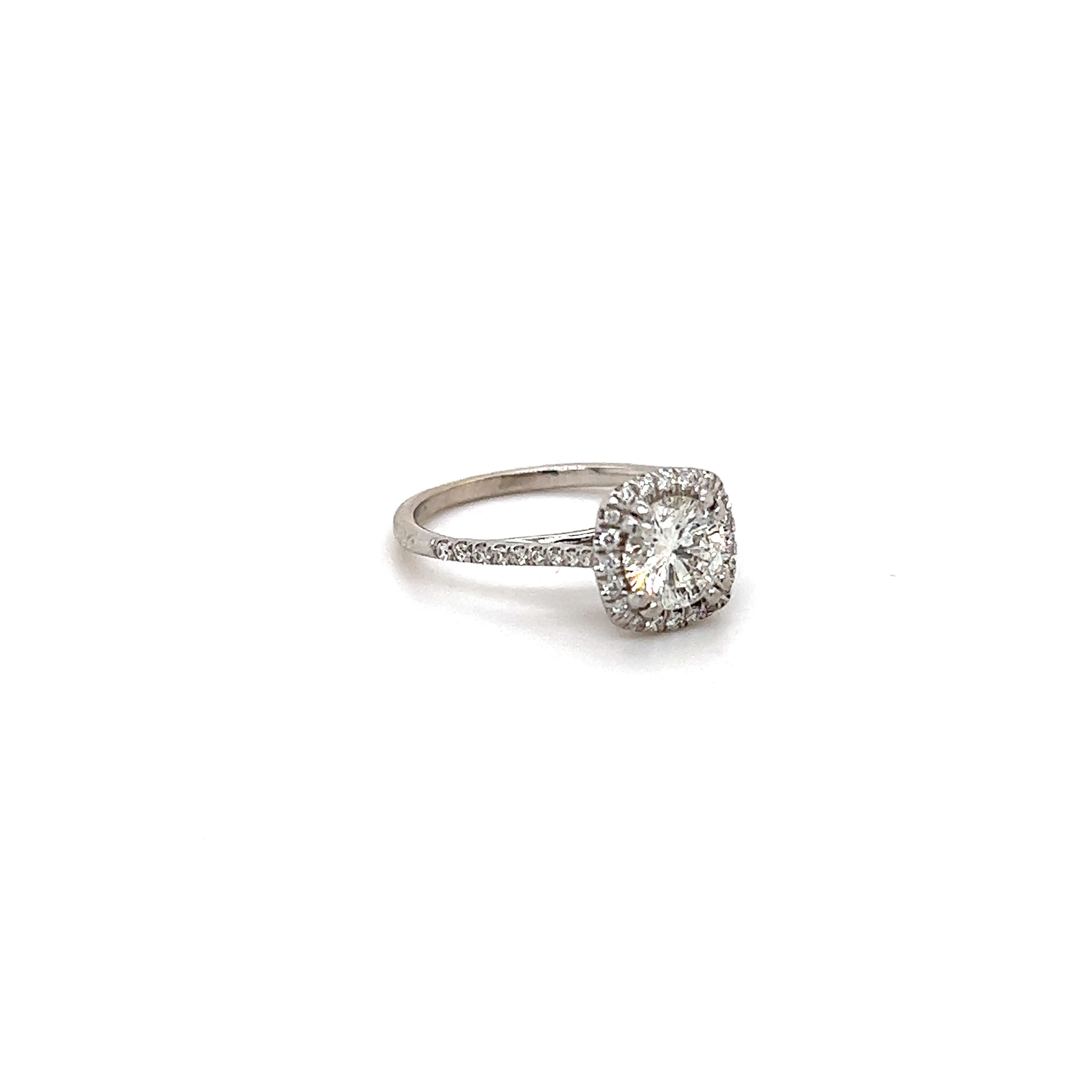 14k White Gold .90ct Diamond Ring