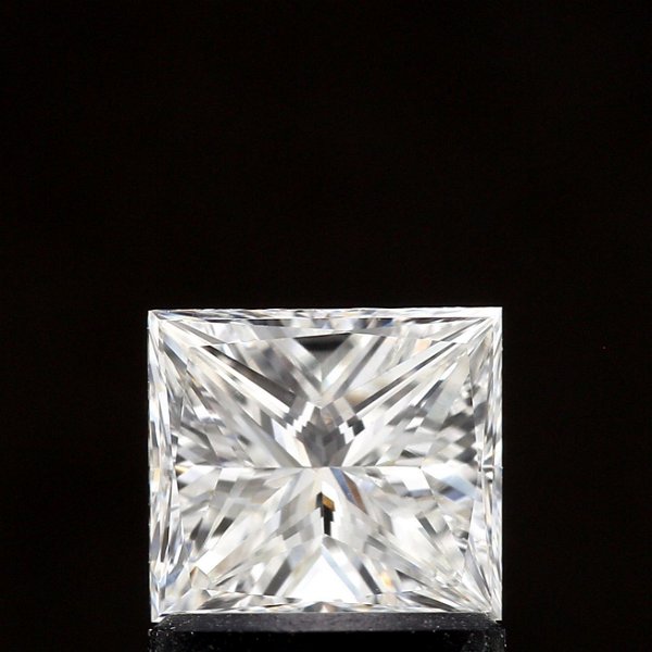 Closeup photo of 1.00ct Princess Cut Diamond, VVS2-G -GIA/INSC