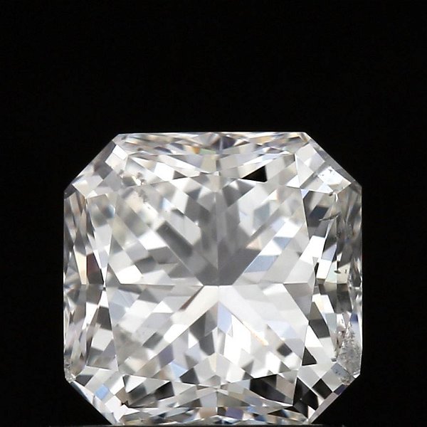 Closeup photo of 0.71ct Princess Cut Diamond, SI1-I