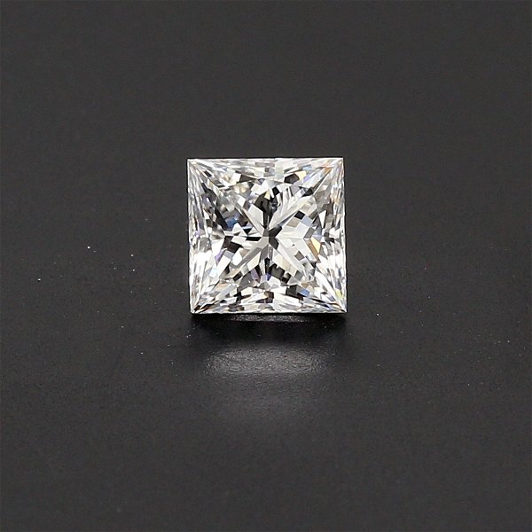 Closeup photo of 0.59ct Princess Cut Diamond, VS1-J