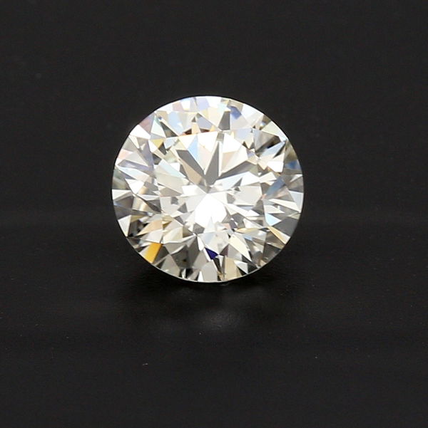 Closeup photo of 14k Yellow Gold 1.26ct Round Brilliant Cut Diamond Pendant, VS2-L -GIA/E