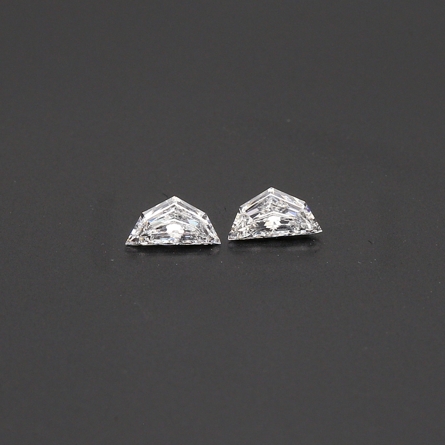 .35tw Trillion Cut Diamond M/P VS2-F .35tw Trillion Cut Diamond M/P VS2-F