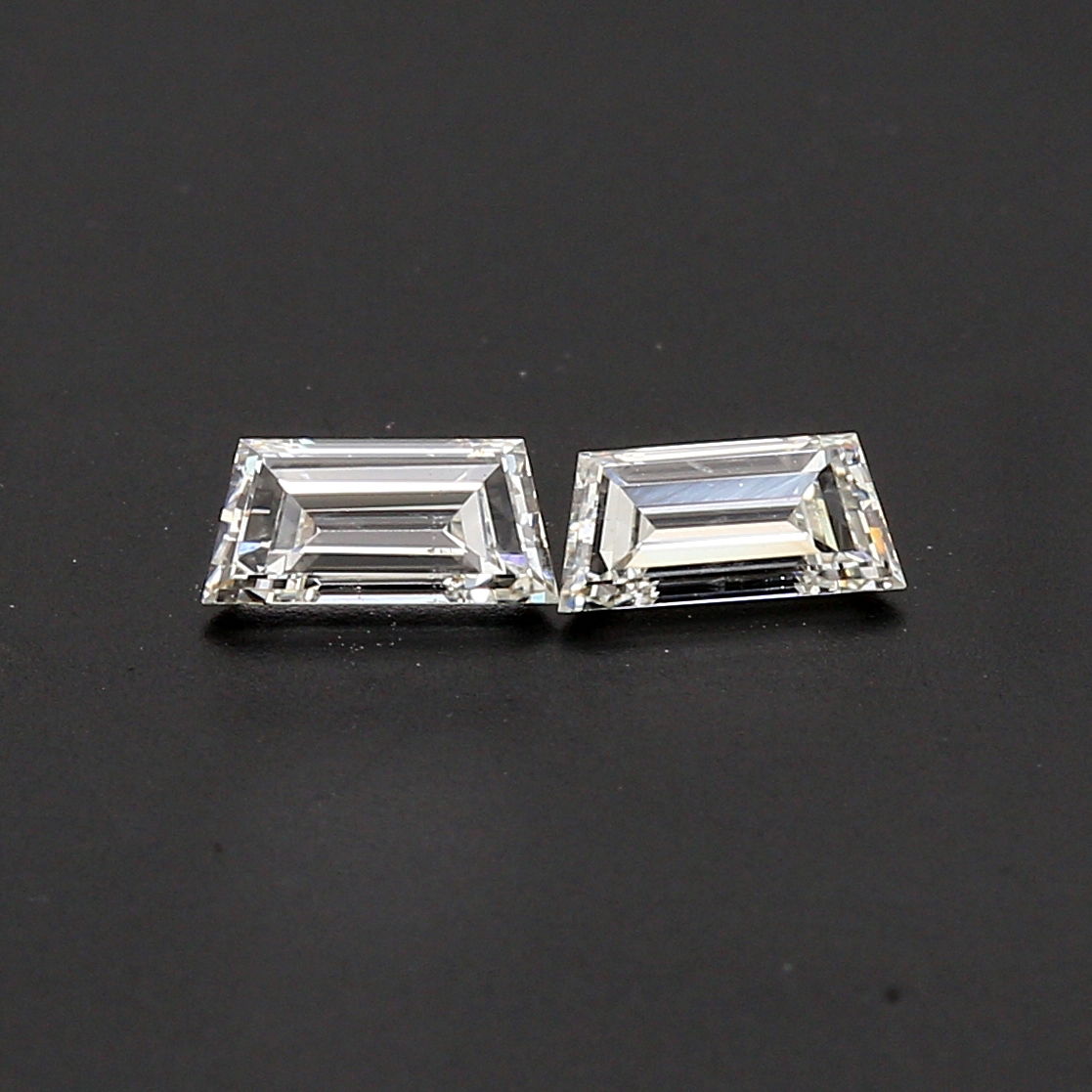 .46tw Step-Cut Trapezoid Cut Diamond M/P VS2-H .46tw Step-Cut Trapezoid Cut Diamond M/P VS2-H