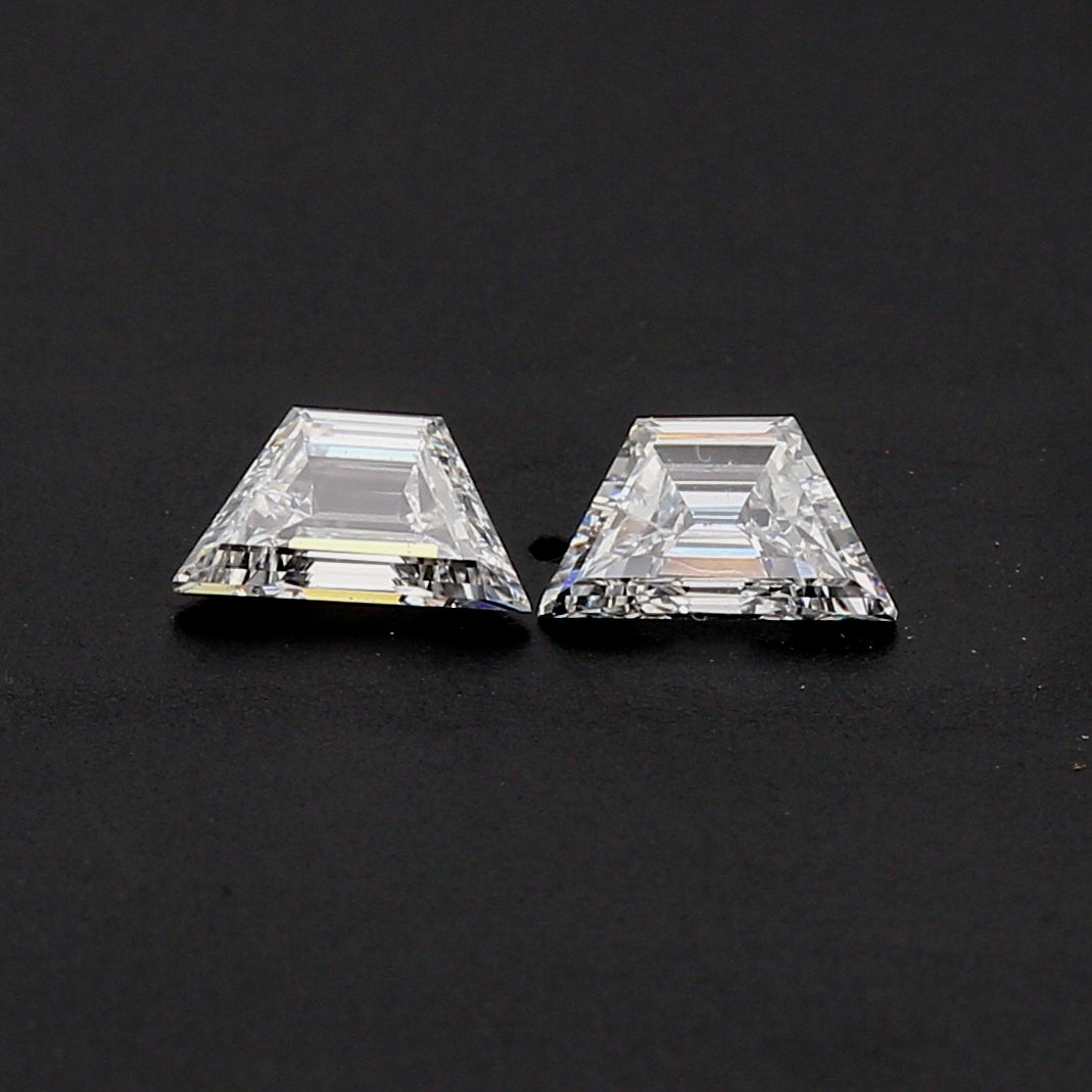 .43tw Step Cut Trapezoid Cut Diamond M/P VS2-F .43tw Step Cut Trapezoid Cut Diamond M/P VS2-F