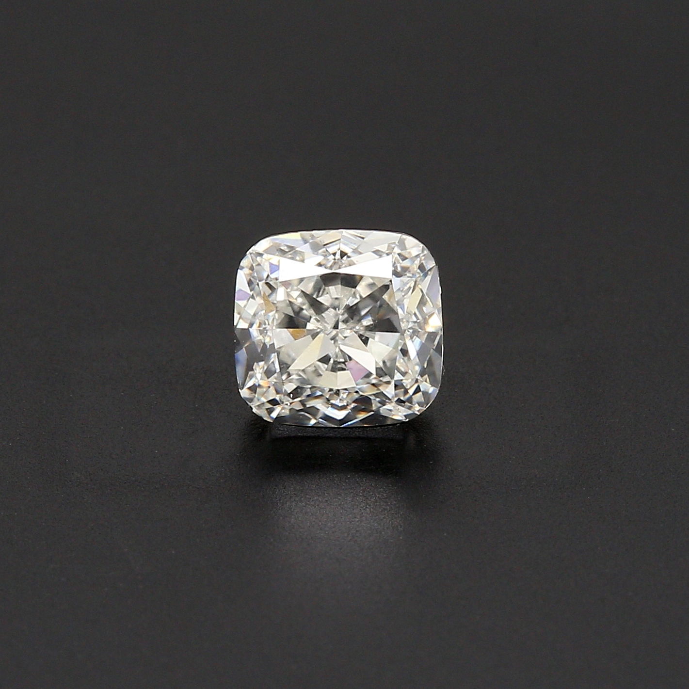 1.55ct Cushion Modified Brilliant Cut Diamond VS2-I -GIA 1.55ct Cushion Modified Brilliant Cut Diamond VS2-I -GIA