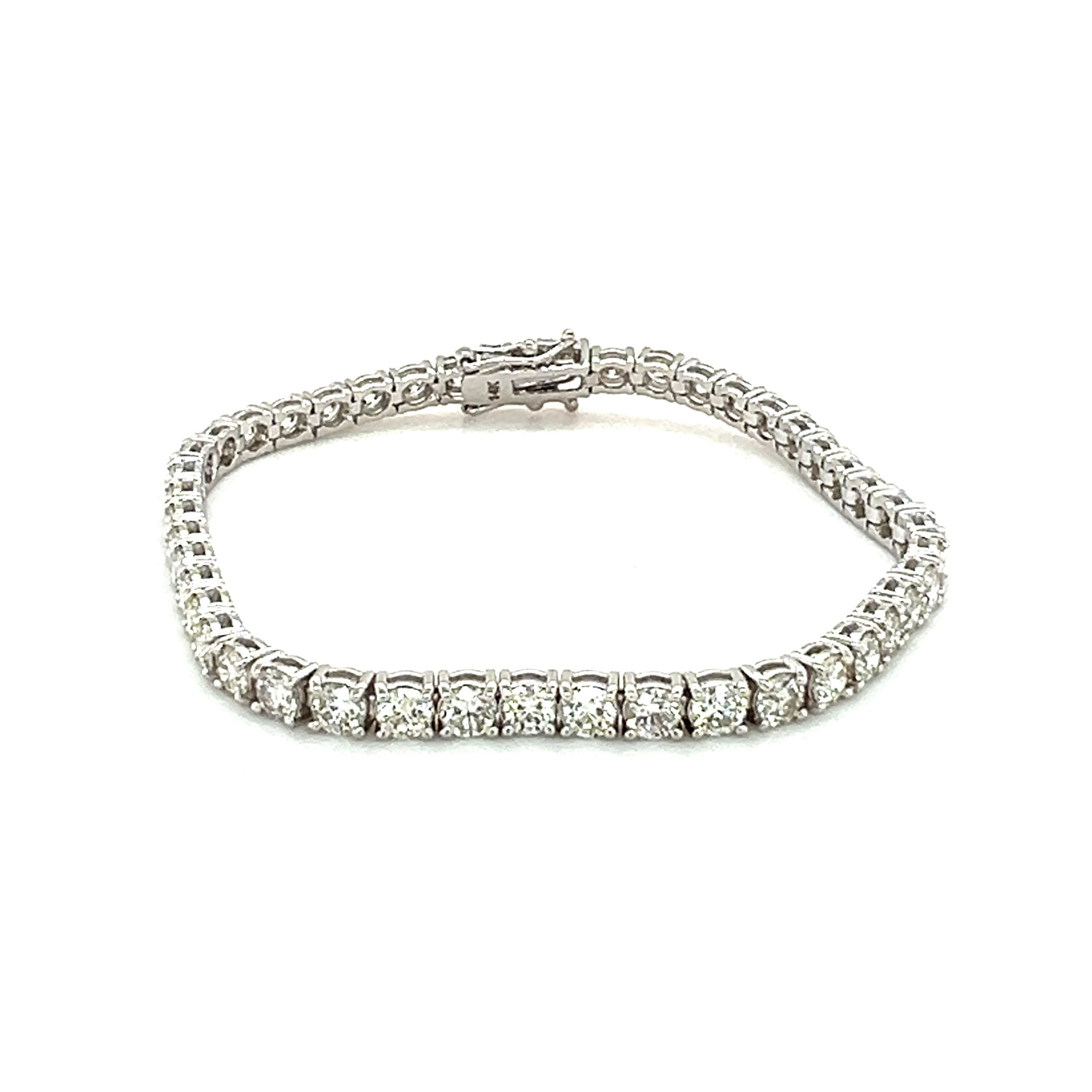 14k White Gold 8.01tw Diamond Tennis Bracelet