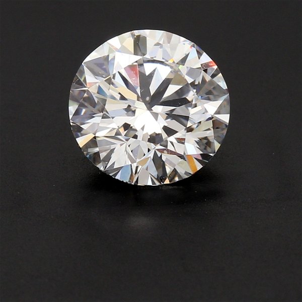 Closeup photo of 4.03ct Round Brilliant Cut Diamond, SI1-E -GIA/INSC