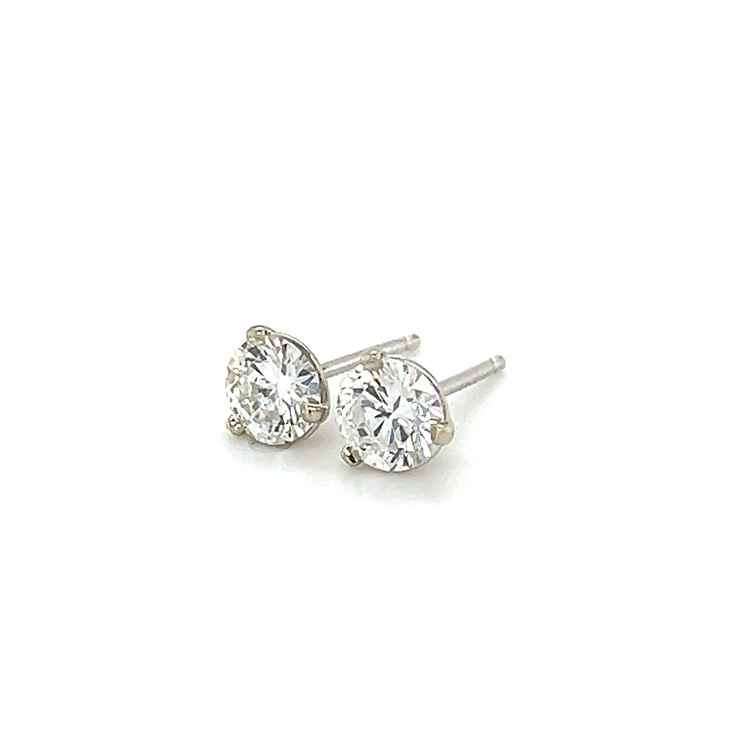 18k White Gold 0.91tw Diamond Stud Earrings, SI1/2-F