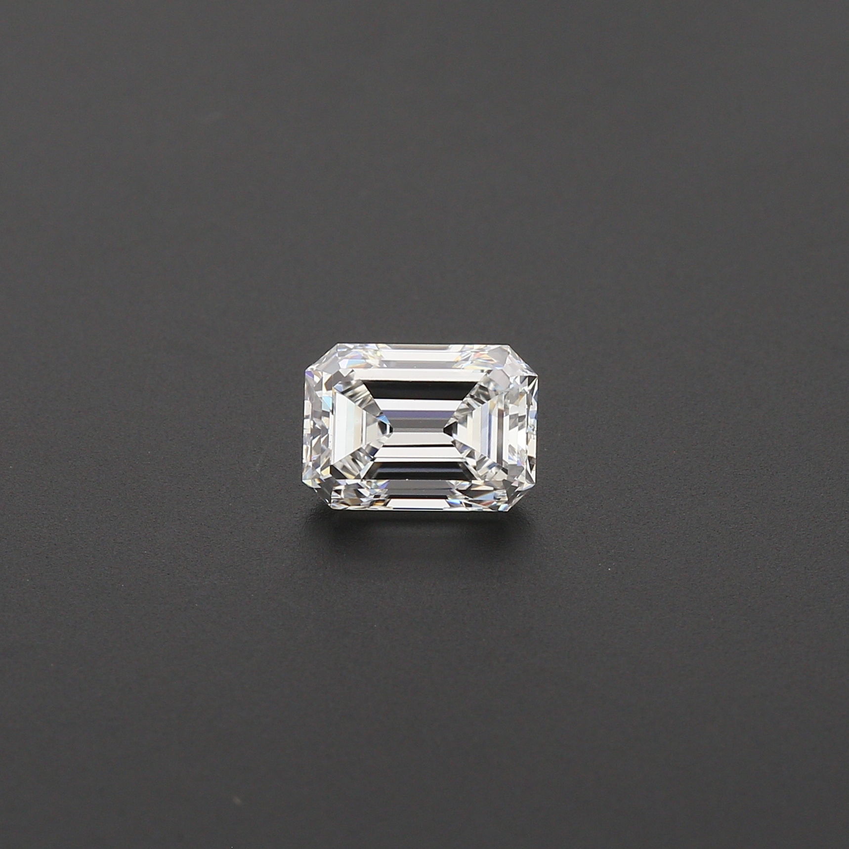 1.03ct Emerald Cut Diamond, VS1-F -GIA/INSC 1.03ct Emerald Cut Diamond, VS1-F -GIA/INSC