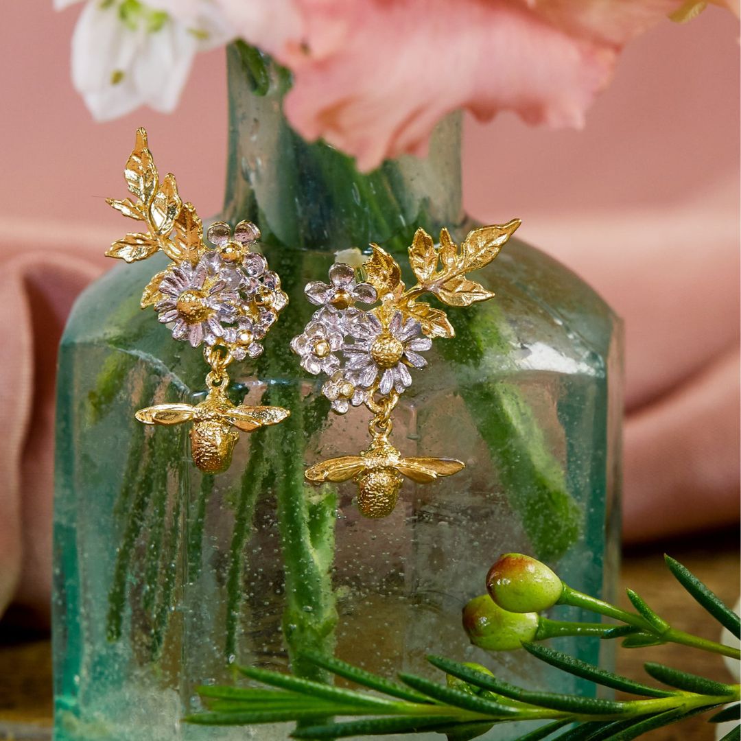 lara Jewelry artisan insect and floral fine jewelry, ethically sourced, Bozeman Montana.