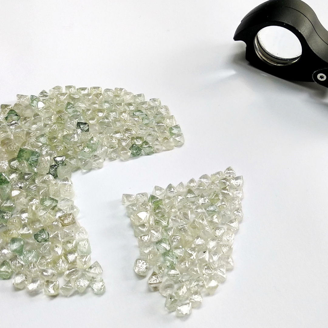 Russian Sanctions and Diamond Pricing - How to Support Ukraine Through
