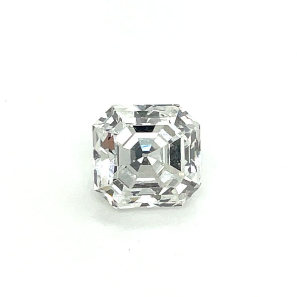 Closeup photo of GIA 2.37ct F VS1 Asscher Cut Diamond (6224745029) w/Diamond Setting