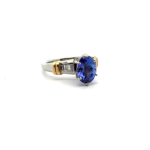 Closeup photo of Plat & 18K Ring ~3ct Tanzanite & Diamond Accents 9.2g sz7