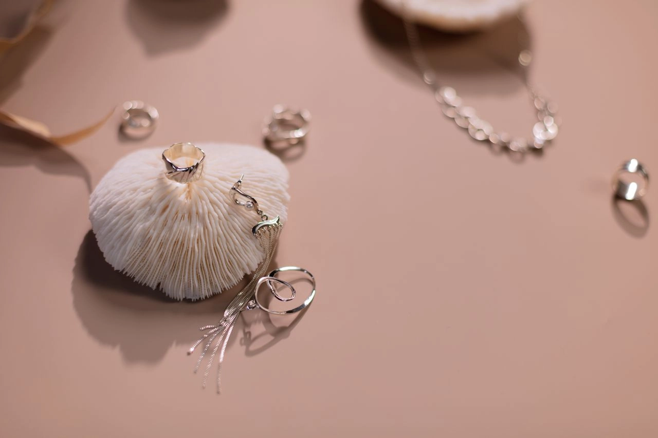 . How to Choose Fine Jewelry That Reflects Your Personal Style (Not Just Trends)