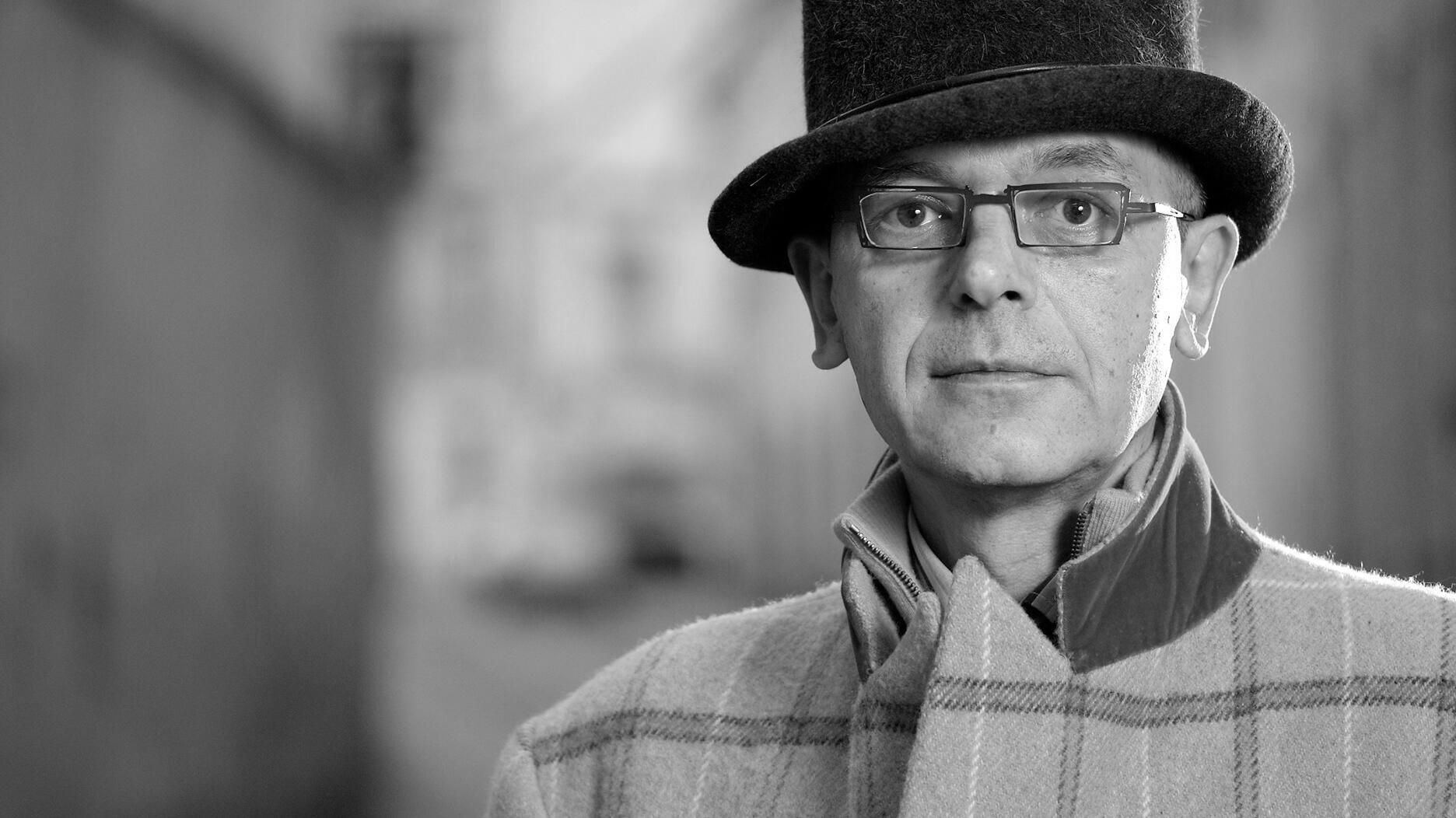 Portrait of jewelry designer Alex Sepkus