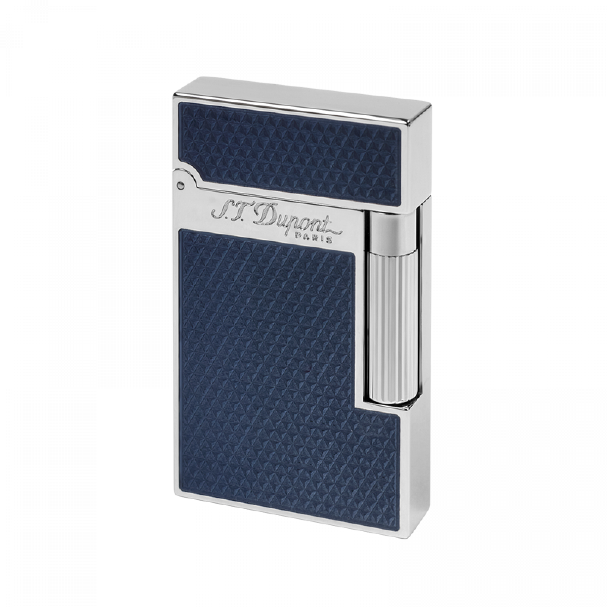 This iconic lighter brought to you by S.T. Dupont is modern elegance. Discerning style meets innovative technique in the Ligne 2 Guilloche Blue and Palladium Lighter. Ligne 2 Guilloche Blue And Palladium Lighter