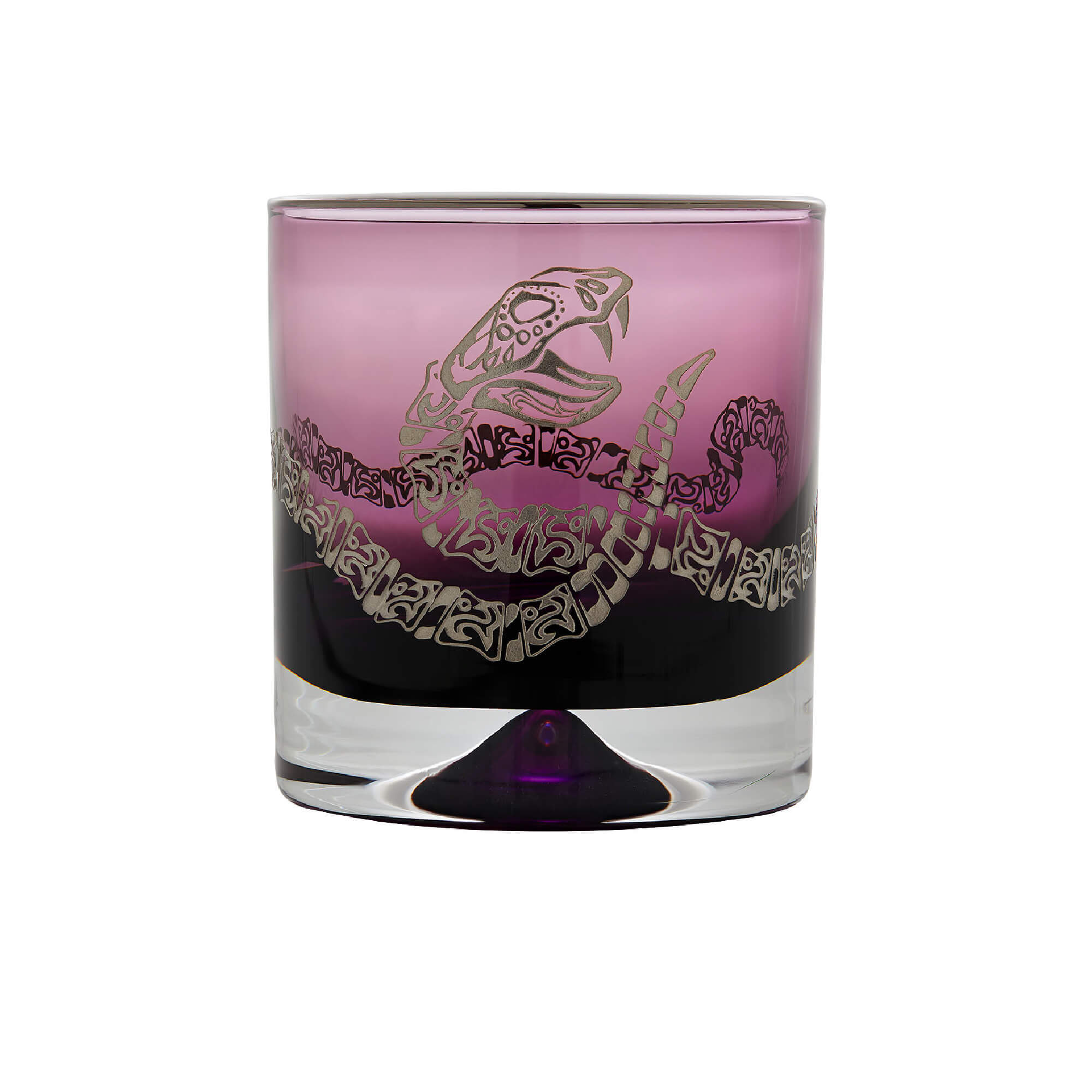 Tequila Lore Rattlesnake Tumbler in Amethyst Crystal by Stephen Webster. Amethyst colored crystal tumbler with engraved rattlesnake detail in silver. Tequila Lore Rattlesnake Tumbler in Amethyst Crystal