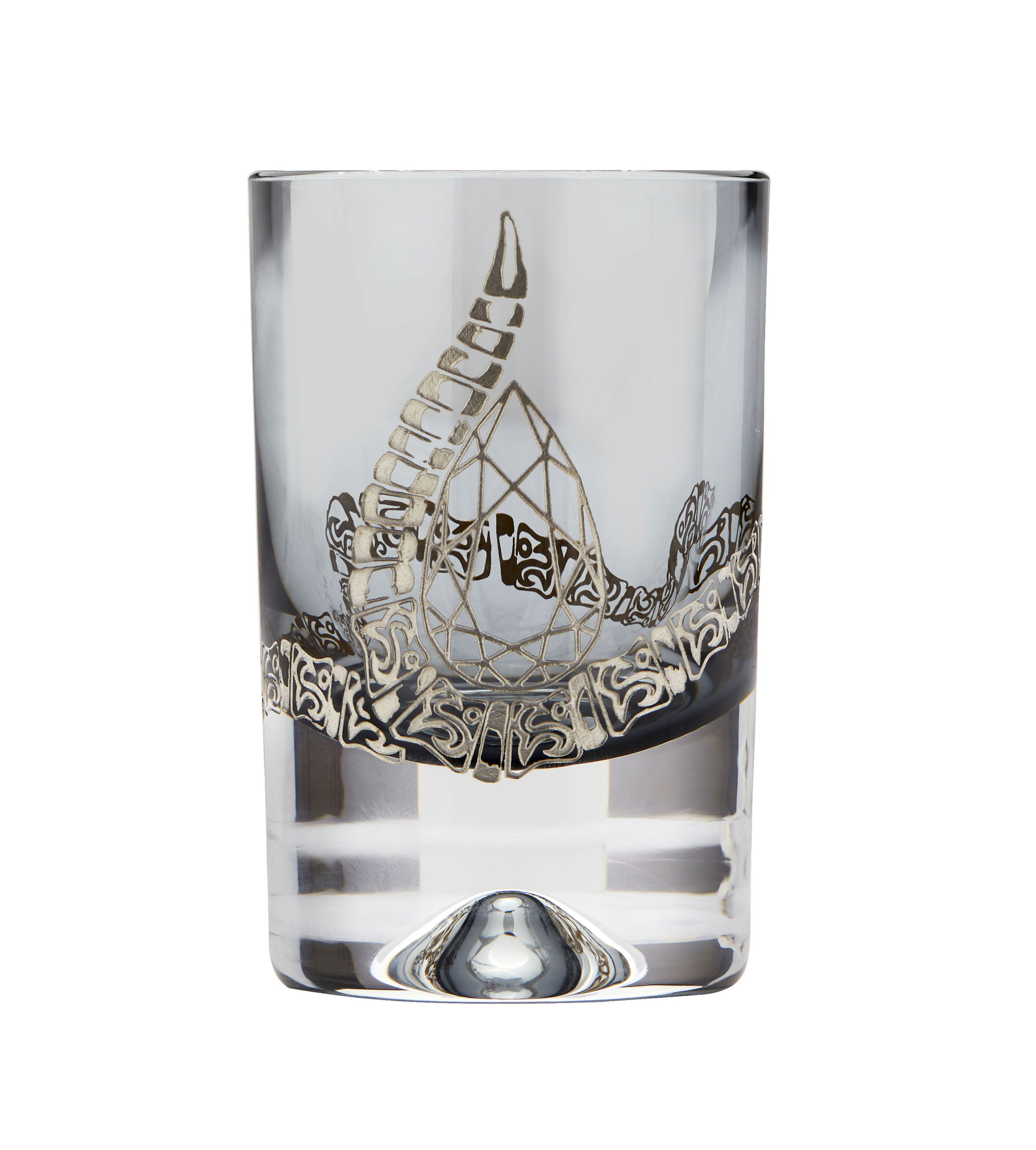 Tequila Lore Rattlesnake Shot Glass in Smoke Crystal by Stephen Webster. Smoke colored crystal shot glass with engraved rattlesnake detail in silver. Tequila Lore Rattlesnake Shot Glass in Smoke Crystal
