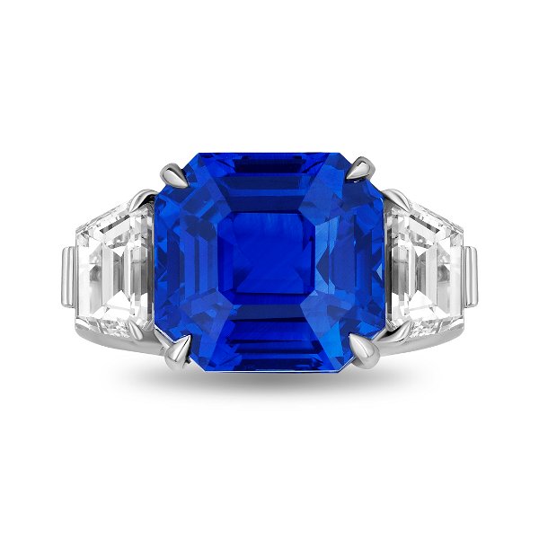 Closeup photo of 11.08ct Asscher Cut Blue Sapphire with Trapezoid Diamonds in Platinum