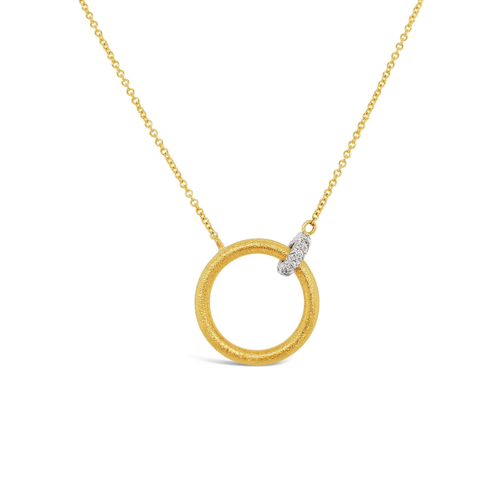 Embrace Open Link Pendant Necklace with Diamond Connector in 18kt Yellow Gold - 16-18"