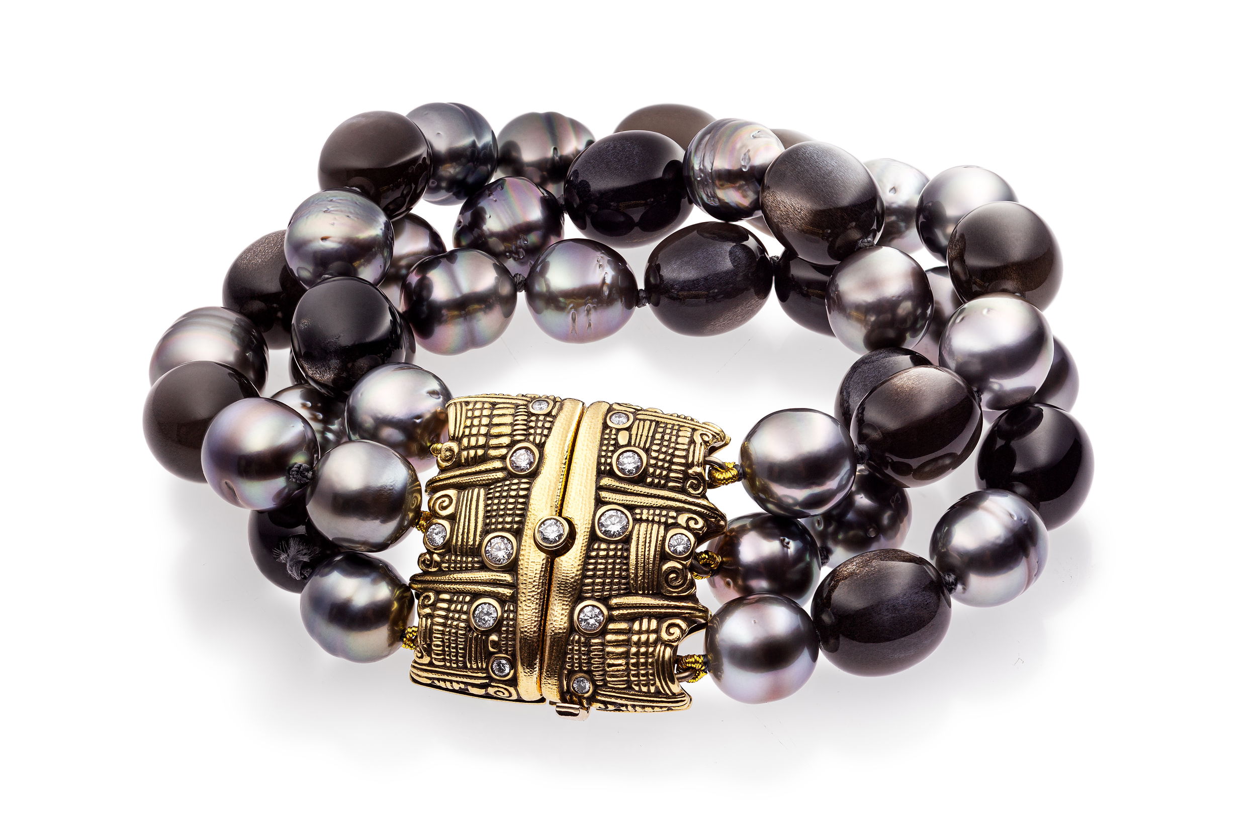 Diamond Clasp Beaded Bracelet with Black Pearls and Moonstone in 18kt Yellow Gold