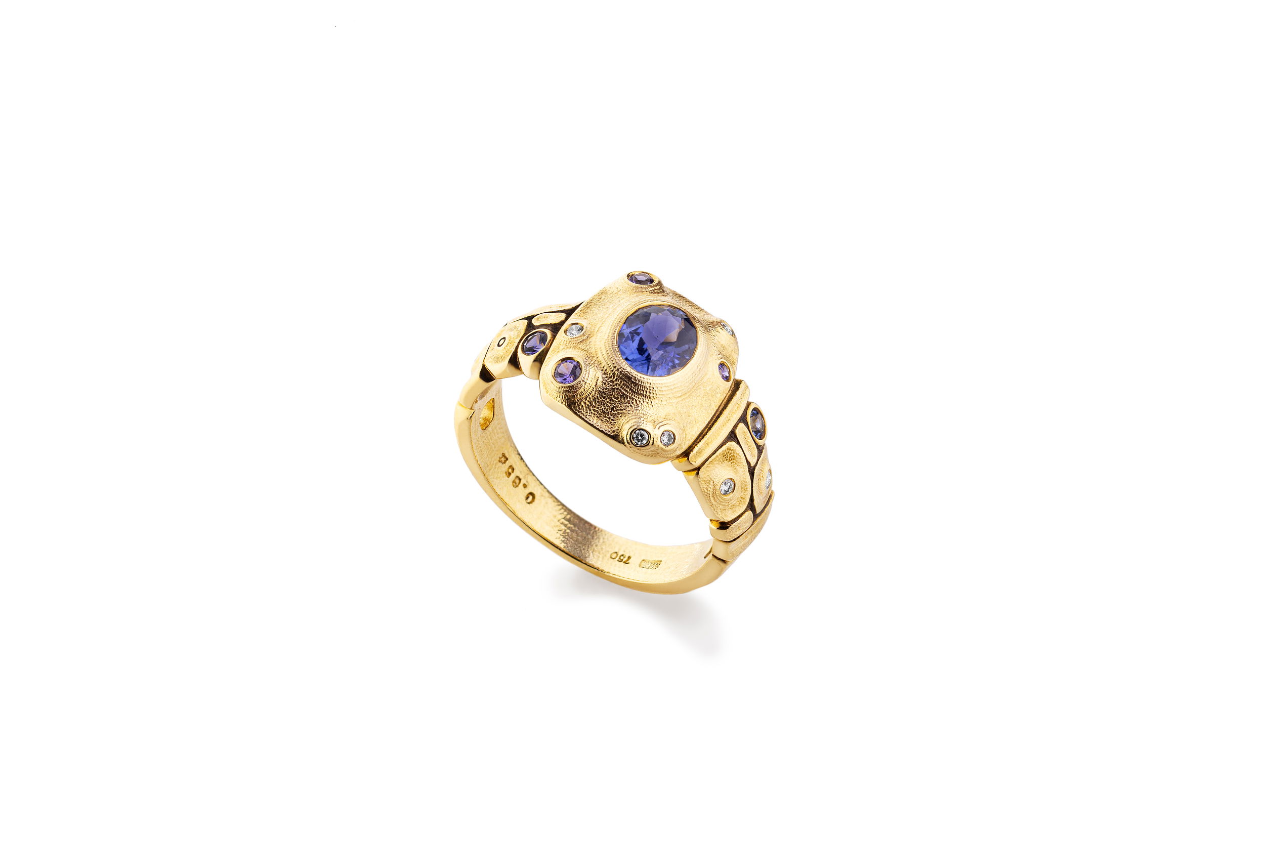 Lagoon Ring Mounting with 0.65ct Color Change Blue Sapphire and Violet Sapphires in 18kt Yellow Gold