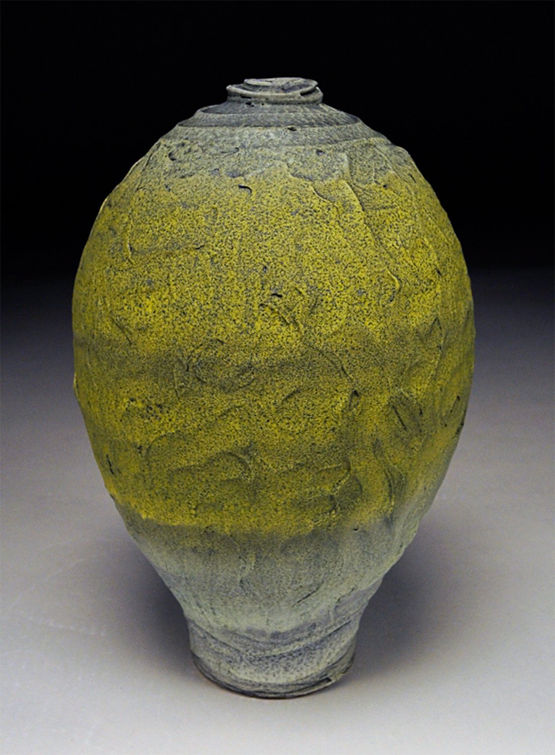 Earthenware yellow stone urn 12x7.5