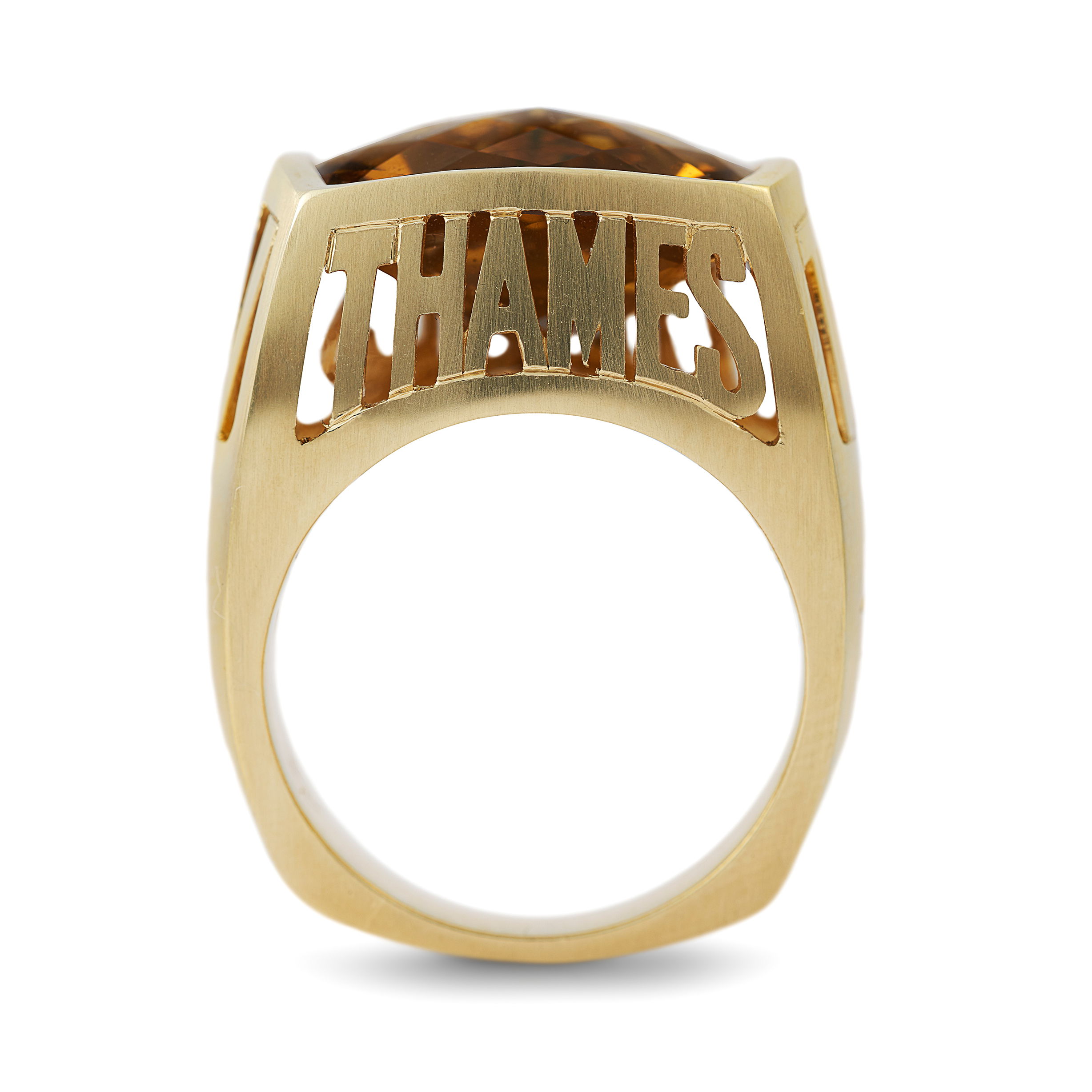 Thames TV Ring - 14ct yellow gold ring, set with a solitaire white diamond (1pc/0.03ct)and a citrine centre stone (14.5ct). Ring size 11. Limited Edition No. 8 Thames TV Ring with Citrine and White Diamond in 18kt Yellow Gold - Size 11