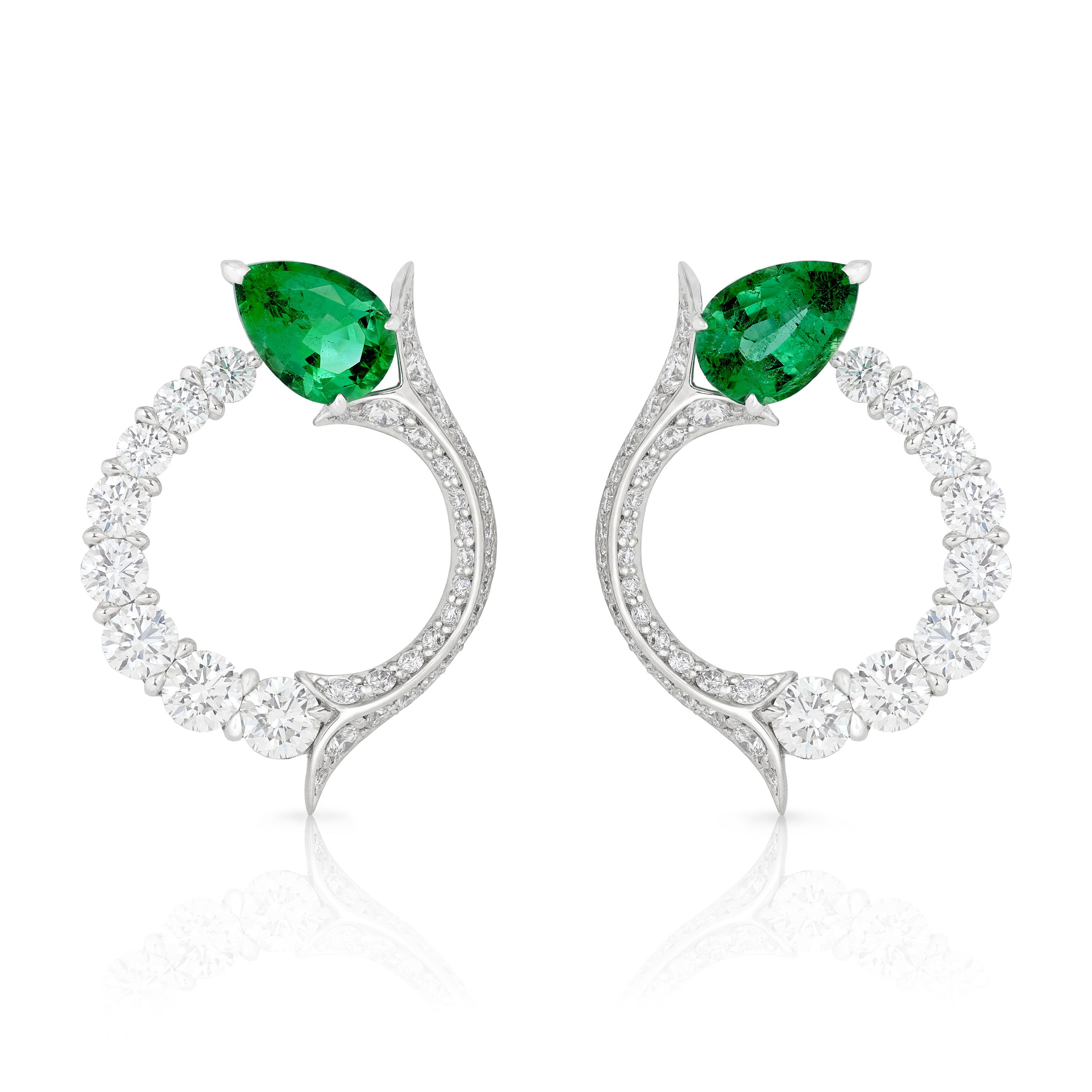 Thorn Embrace Inner Circle Earrings.- 18K white gold set with white diamond pave and rounds 3.14ct and x2 pear shape Emeralds 2.04ct.. Thorn Embrace Inner Circle Earrings with Emeralds and White Diamonds in 18kt White Gold