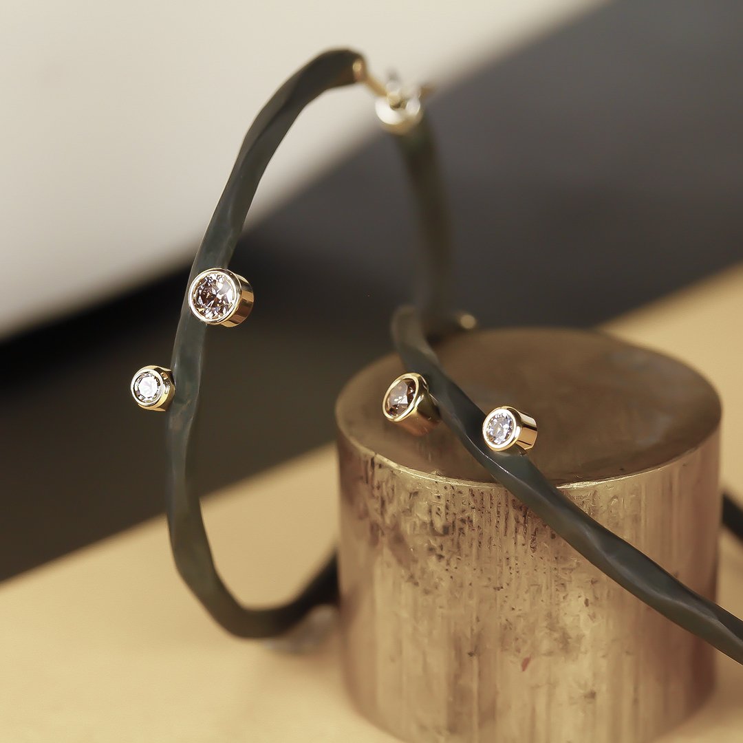 Rogue River Medium Hoop Earrings with White and Cognac Diamonds in Black Chrome