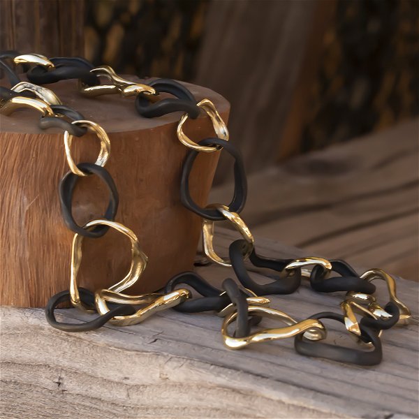 Closeup photo of Confluence Open Link Necklace in 18kt Yellow Gold and Black Chrome - 18"