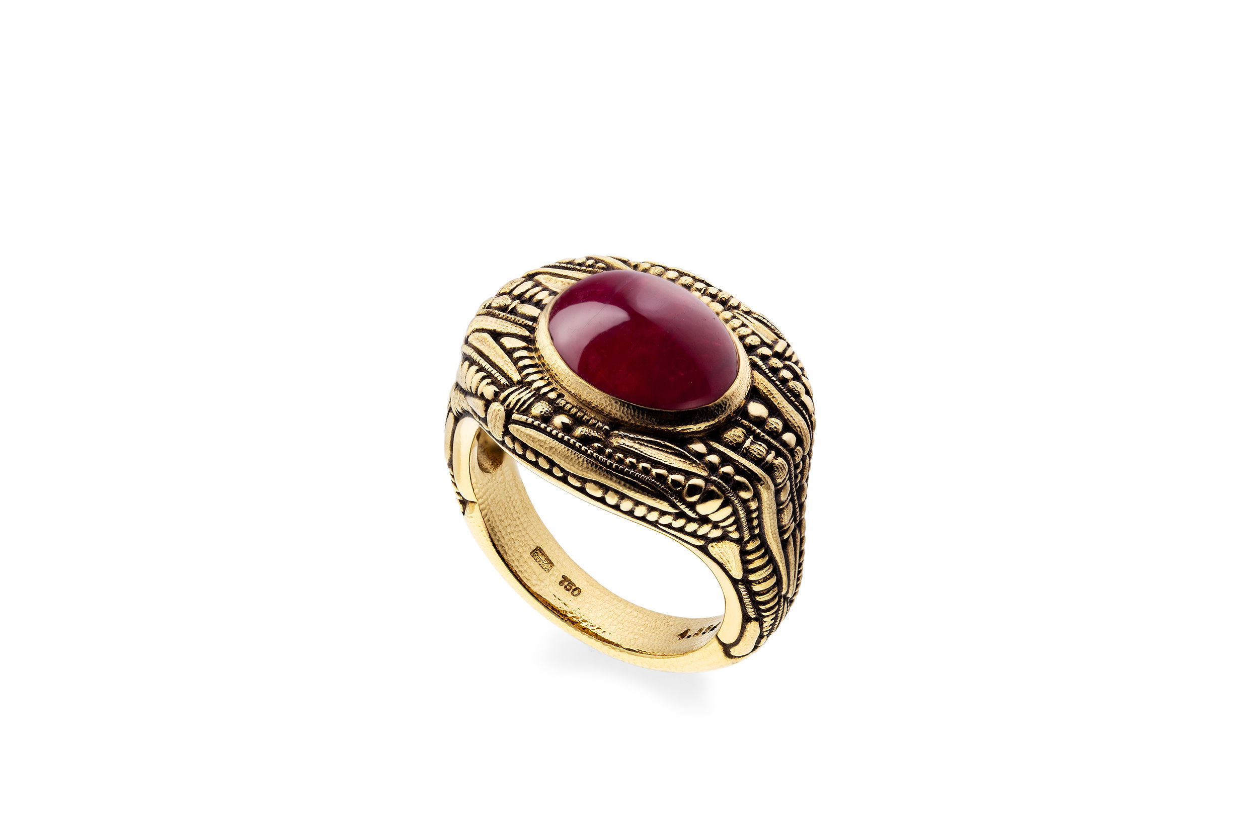 Jane Ring with 4.89ct Cabochon Ruby in 18kt Yellow Gold